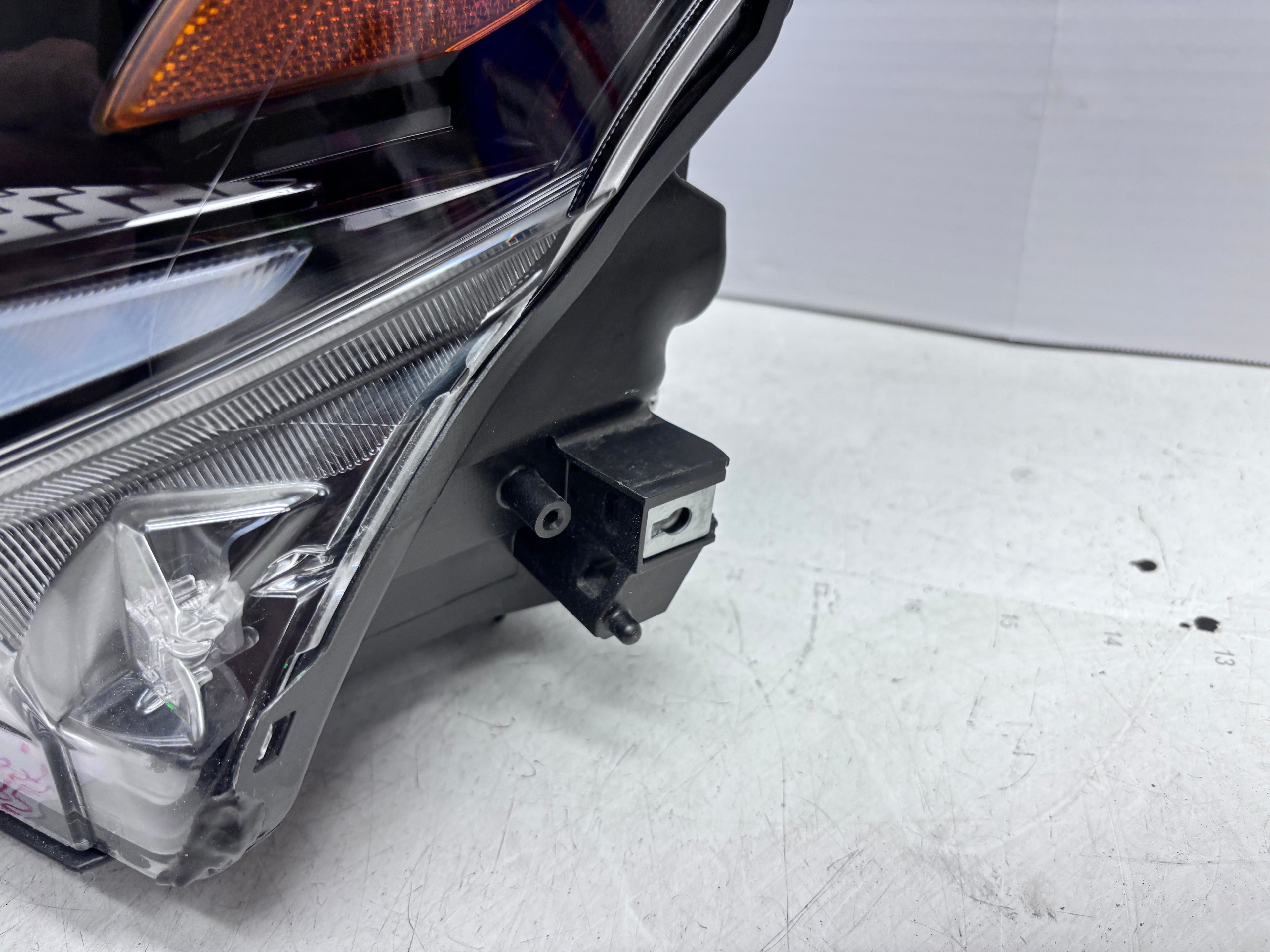 2020-2023 Lexus GX460 LED front left oem factory headlight 81185-60p70