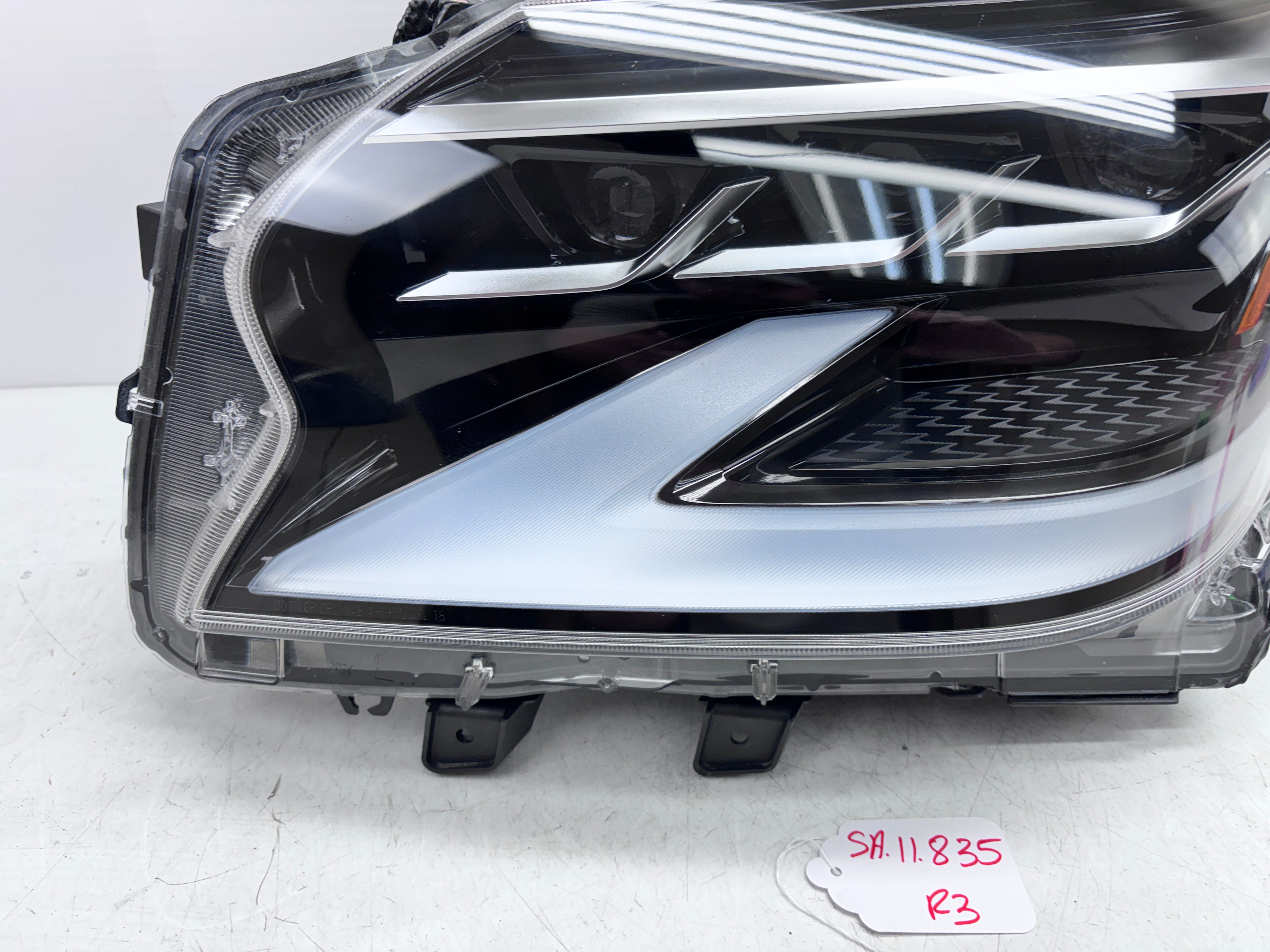 2020-2023 Lexus GX460 LED front left oem factory headlight 81185-60p70