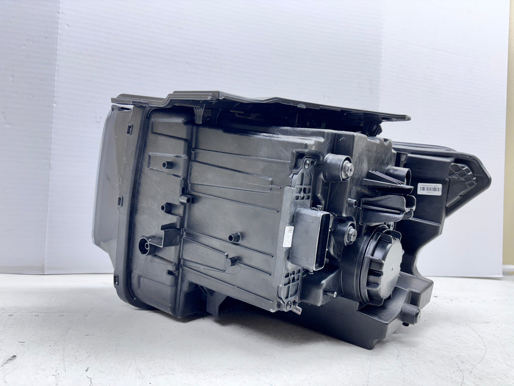 2024-2026 Hyundai Santa Fe LED front right OEM headlight factory 92102-R6100
