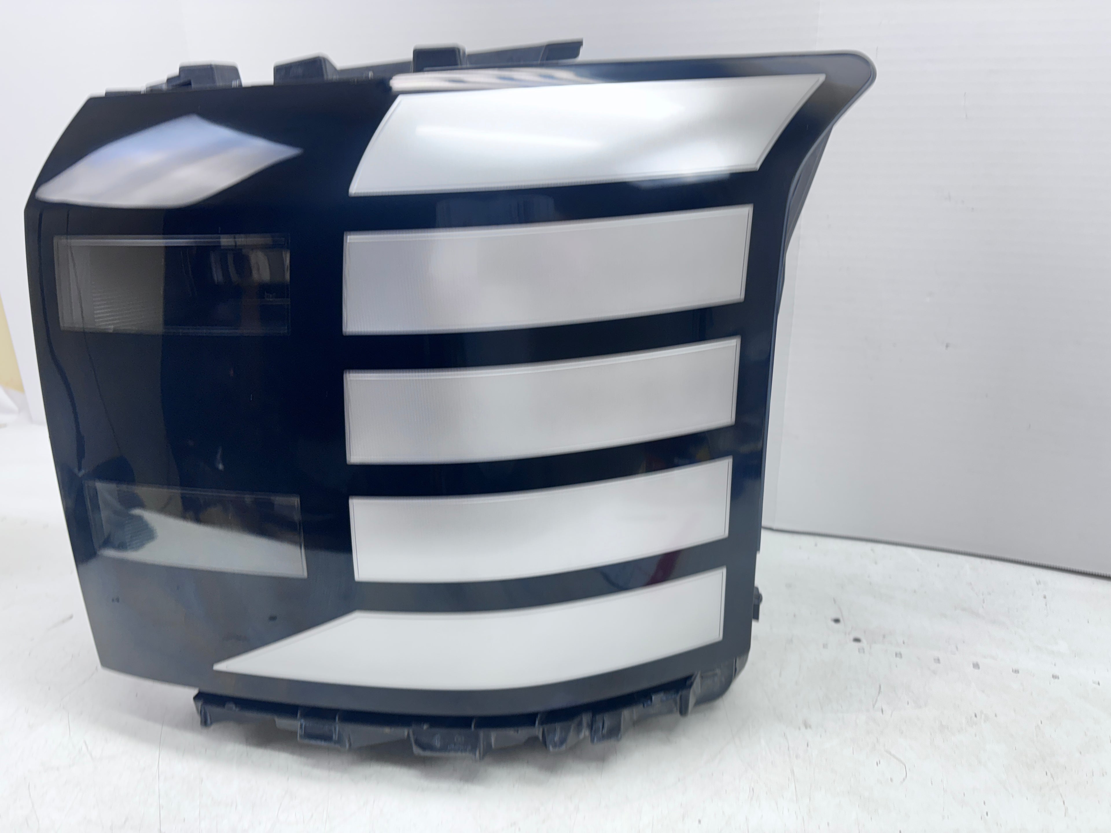 Nice 2026 2027 Hyundai Palisade LED front left OEM headlight 92101-P9200